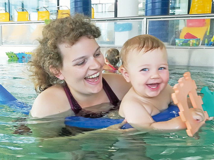 Wasserspiele in Kolsass mit Isabella