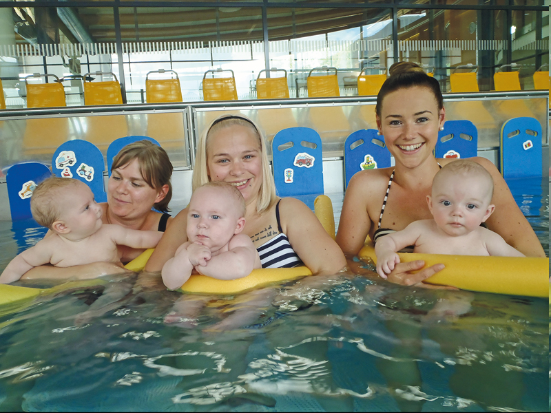 Babyschwimmen ab Mai im Zillertal mit Nina