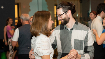 b6d7d71b-1667-490b-b013-d898f69ca22e